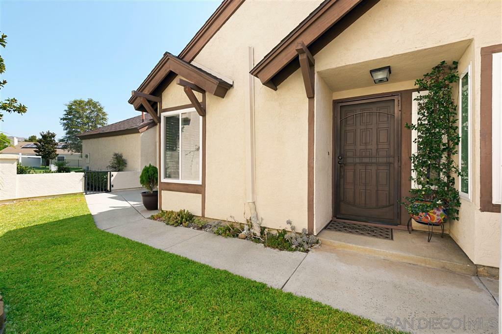 Property Photo:  919 Sendero Ave  CA 92026 