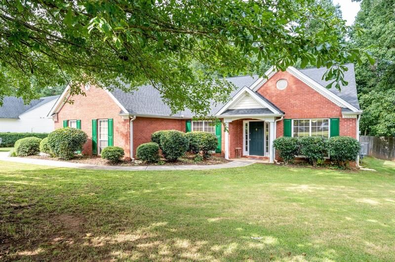 Property Photo:  417 Little Mac Lane  GA 30180 
