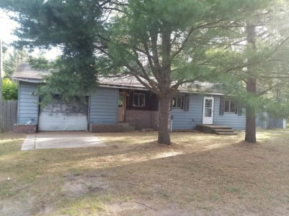 Property Photo:  4136 W 32nd Street  MI 49304 