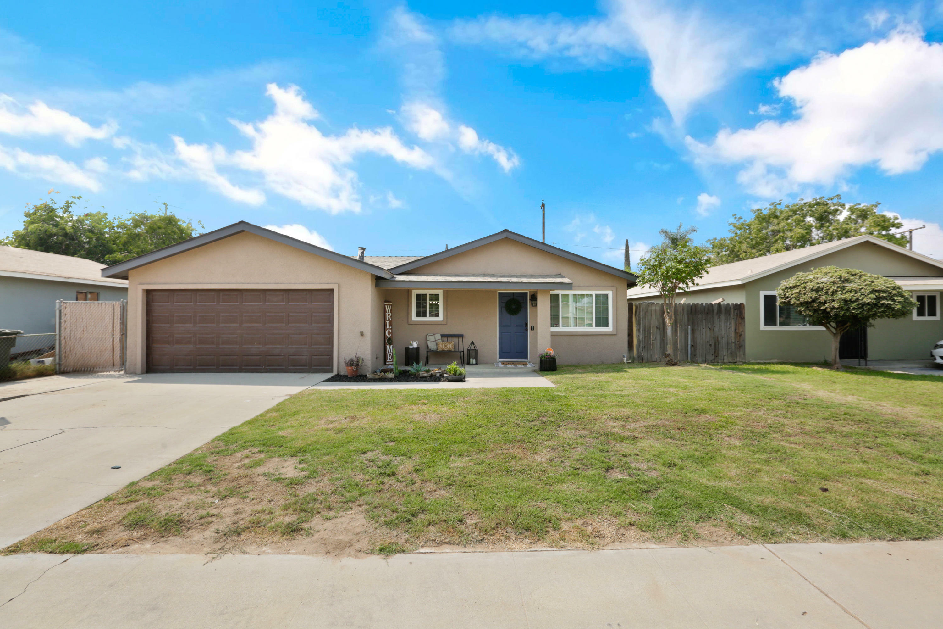 715 S C Street  Tulare CA 93274 photo