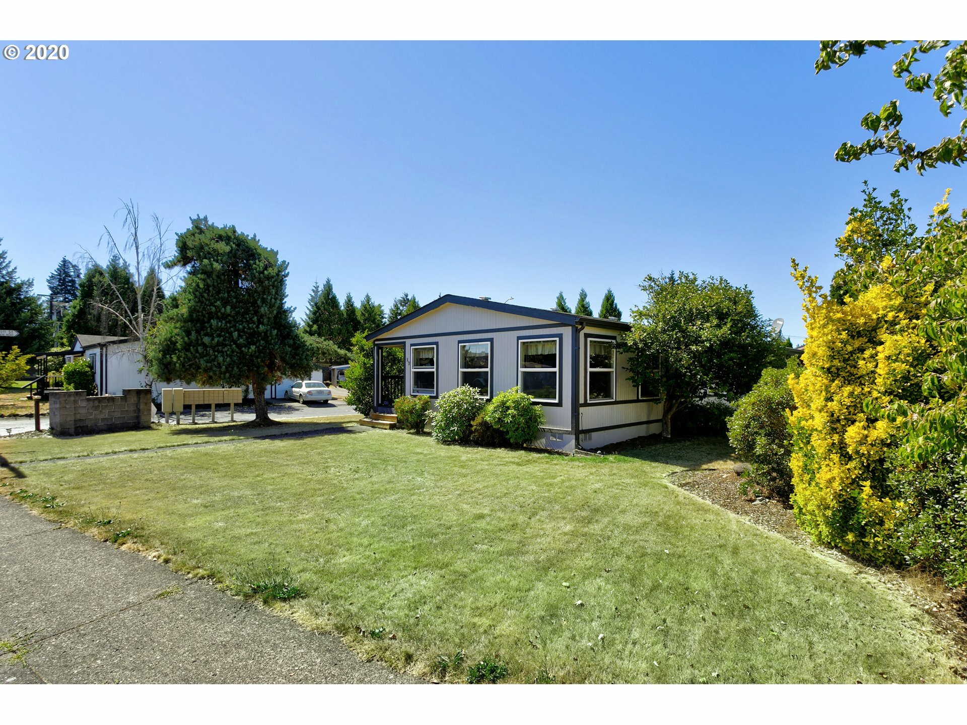 Property Photo: 7300 NE 100th Ave 17 WA 98662