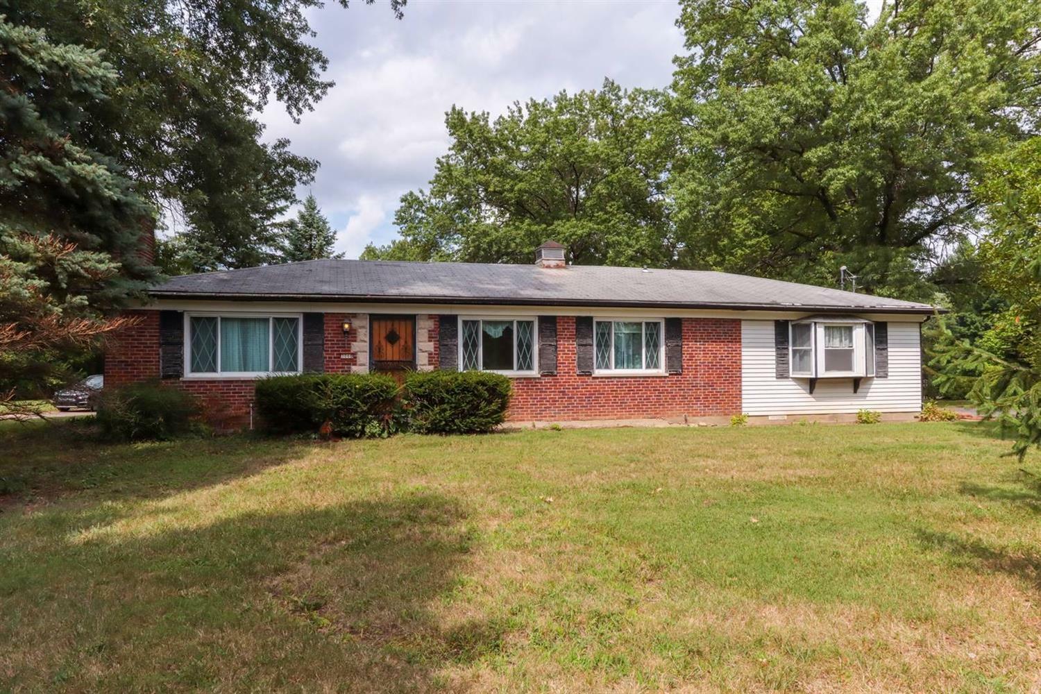 Property Photo:  3060 Springdale Rd  OH 45251 