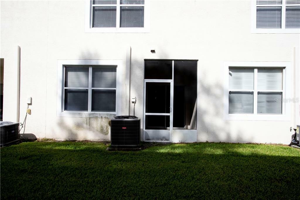 Property Photo: 3526 High Hampton Circle FL 33610