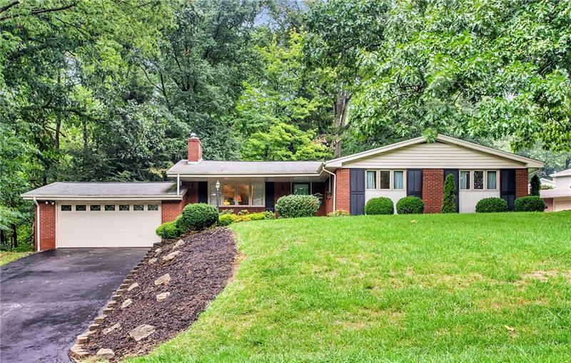 Property Photo:  336 Holiday Drive  PA 15237 