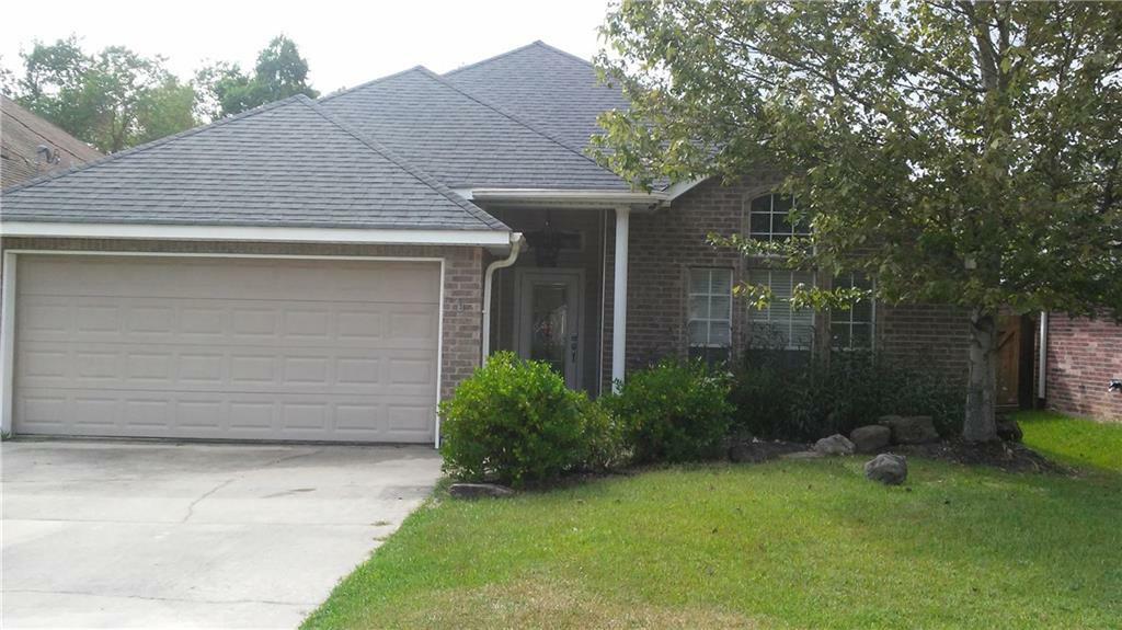 Property Photo: 581 Panther Drive LA 70461
