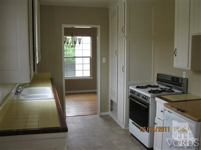 Property Photo:  545 Dahl Avenue  CA 93041 