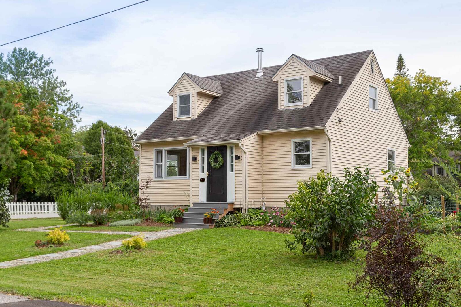 Property Photo:  203 Laplatte Circle  VT 05482 