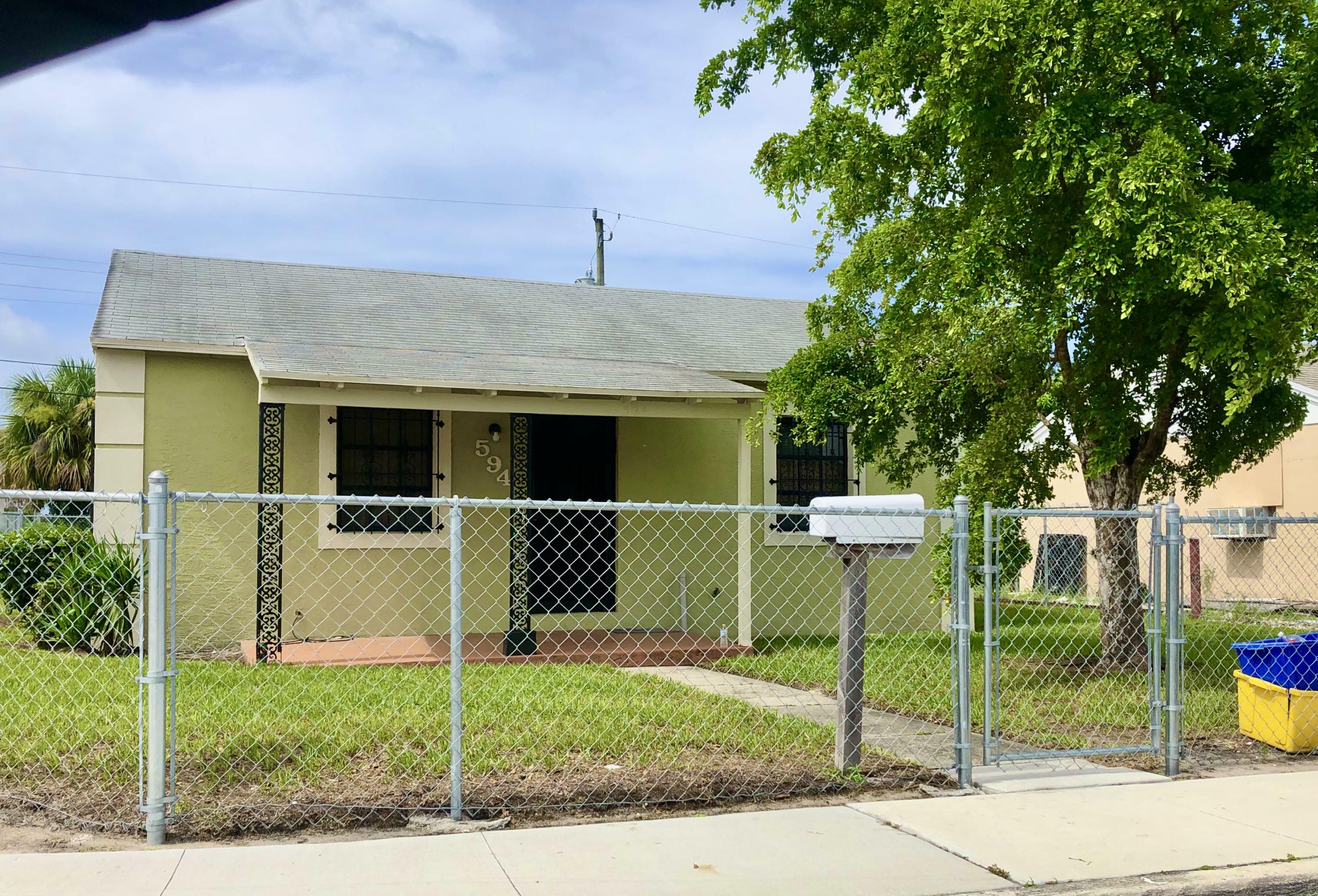 Property Photo:  594 W 3rd Street  FL 33404 