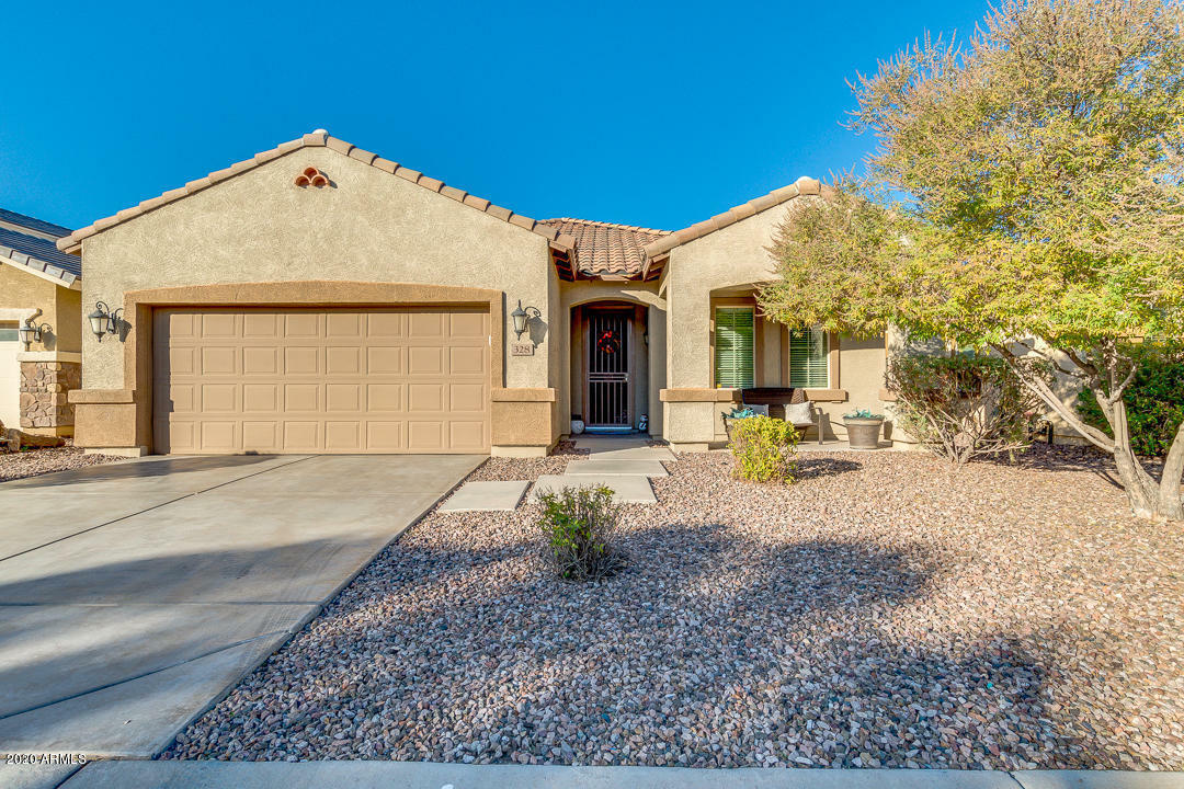 Property Photo:  328 E Canyon Rock Road  AZ 85143 