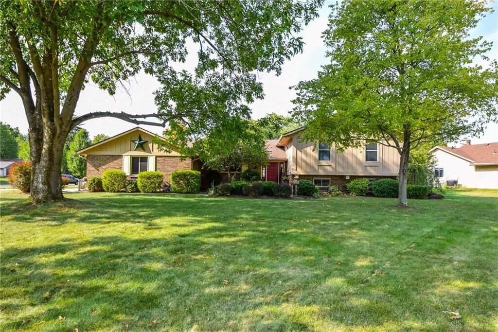 Property Photo: 1080 Quail Run Drive OH 45458