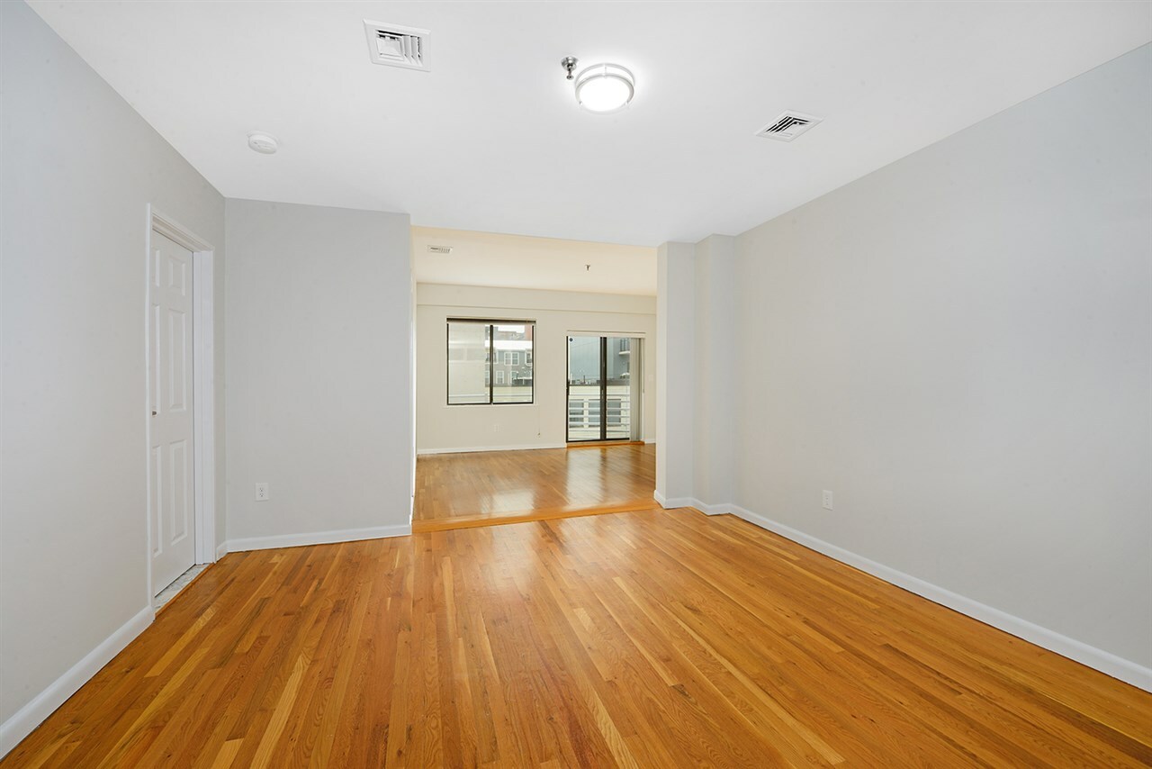 Property Photo: 1110 Clinton St 18 NJ 07030