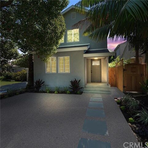 Property Photo:  2020 Daisy Ave  CA 90806 