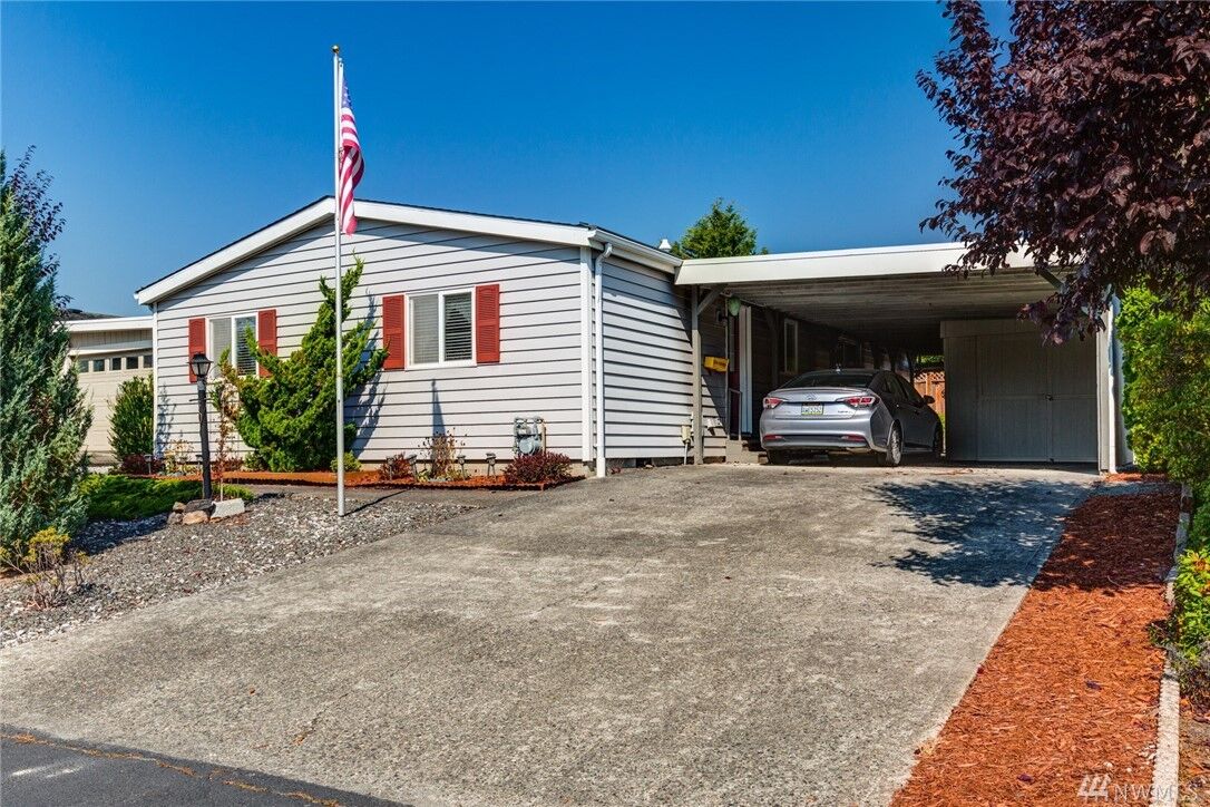 Property Photo:  3802 James St 30  WA 98226 