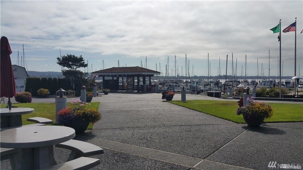Property Photo: 9540 Semiahmoo Pkwy K-10 WA 98230