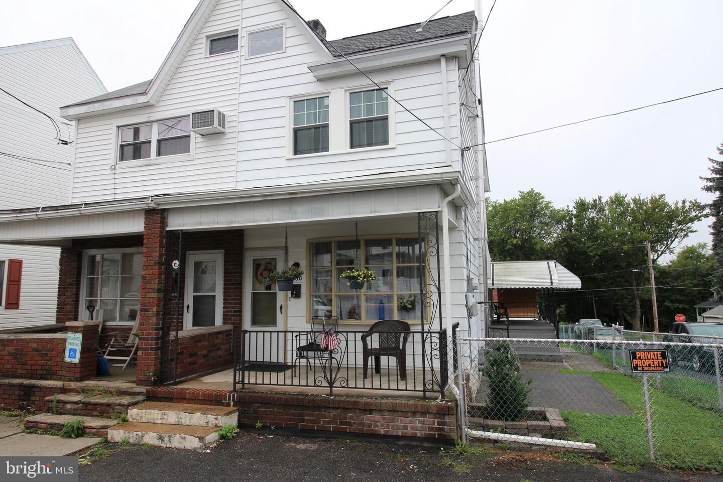 Property Photo:  160 N Railroad Avenue  PA 17931 
