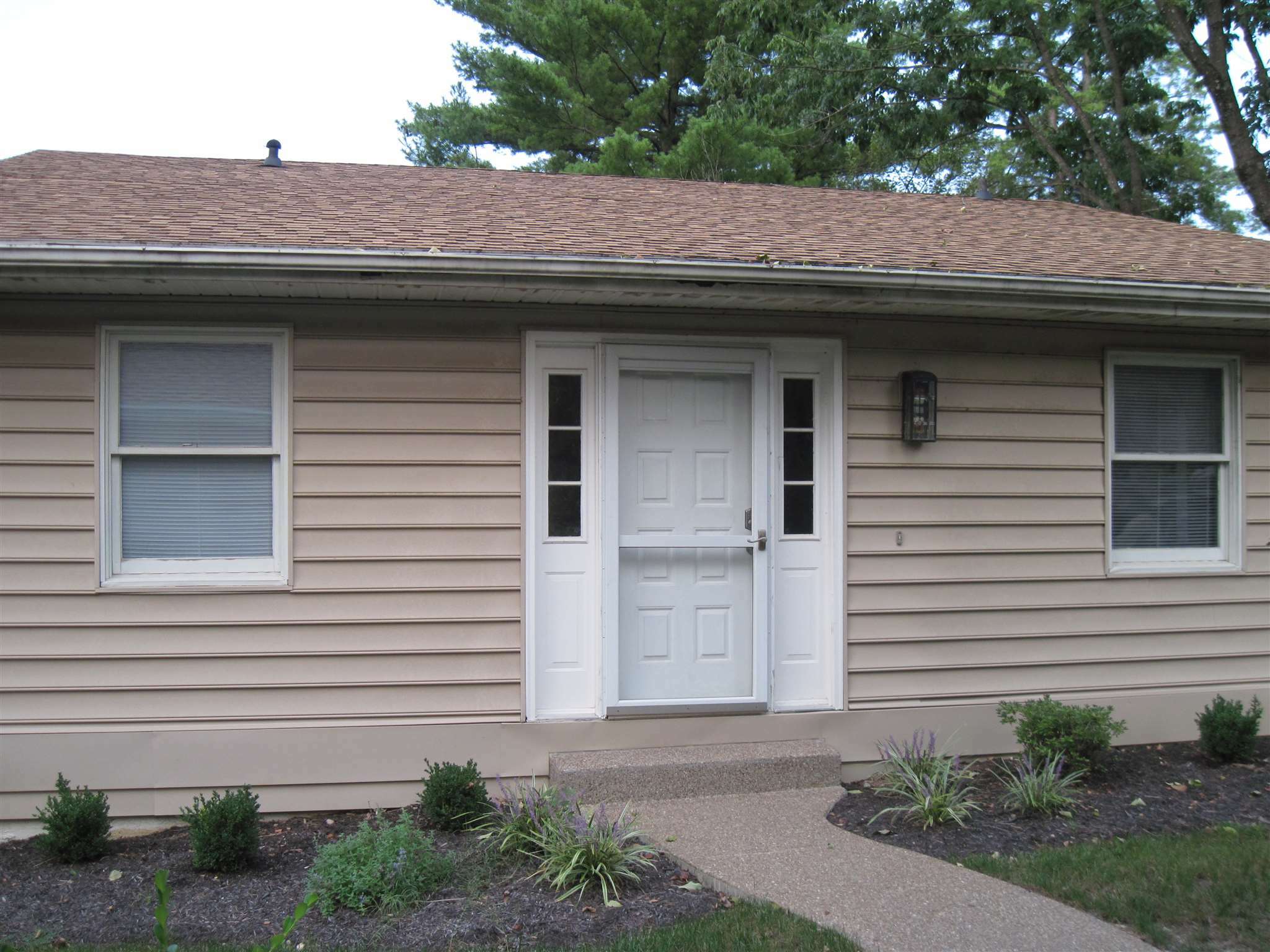 11559 Village Drive Building 2 Apt 1  Evansville IN 47725 photo