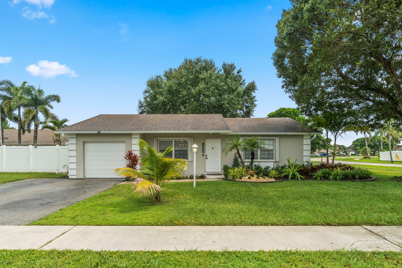 Property Photo:  19624 Colorado Circle  FL 33434 