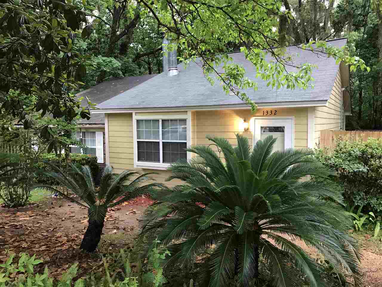 Property Photo:  1332 Kings Drive  FL 32301 