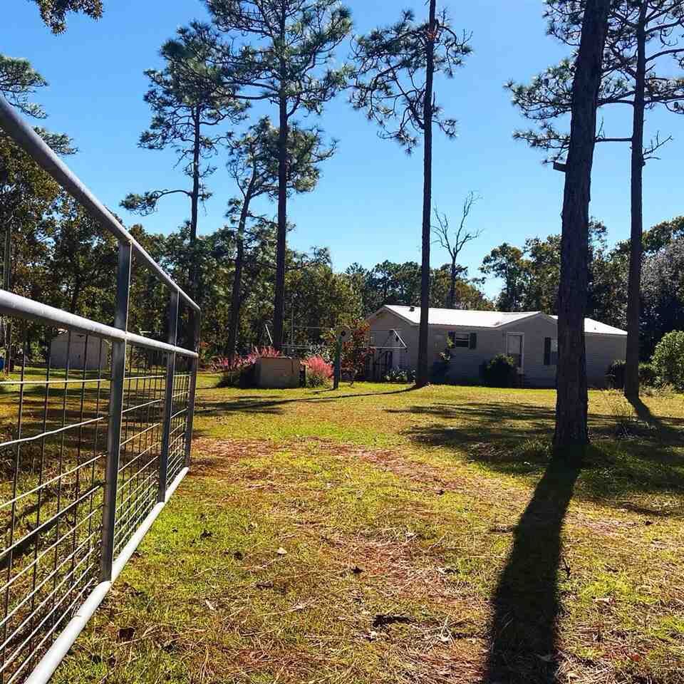 Property Photo: 2259 Red Oak Road FL 32348