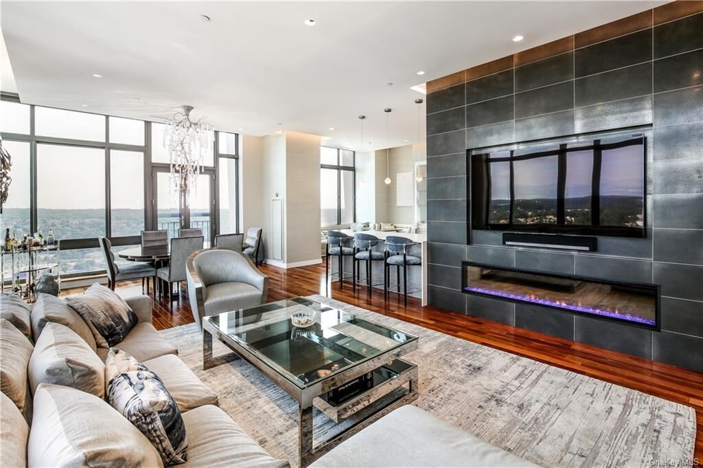 Property Photo: 10 City Place 31D NY 10605