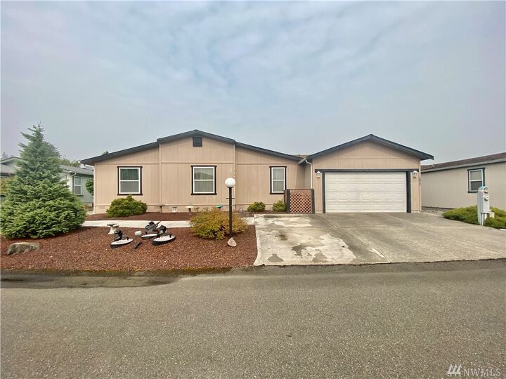 14719 122nd St E 45  Puyallup WA 98374 photo