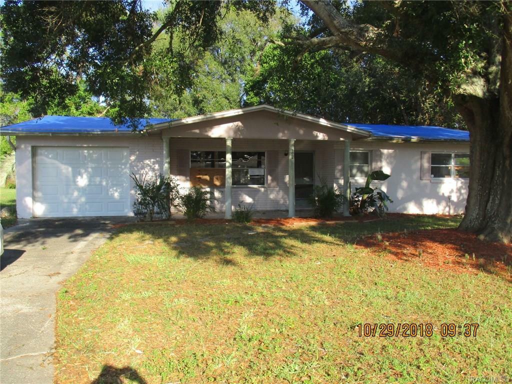 Property Photo:  102 S Jeffery Street  FL 34465 