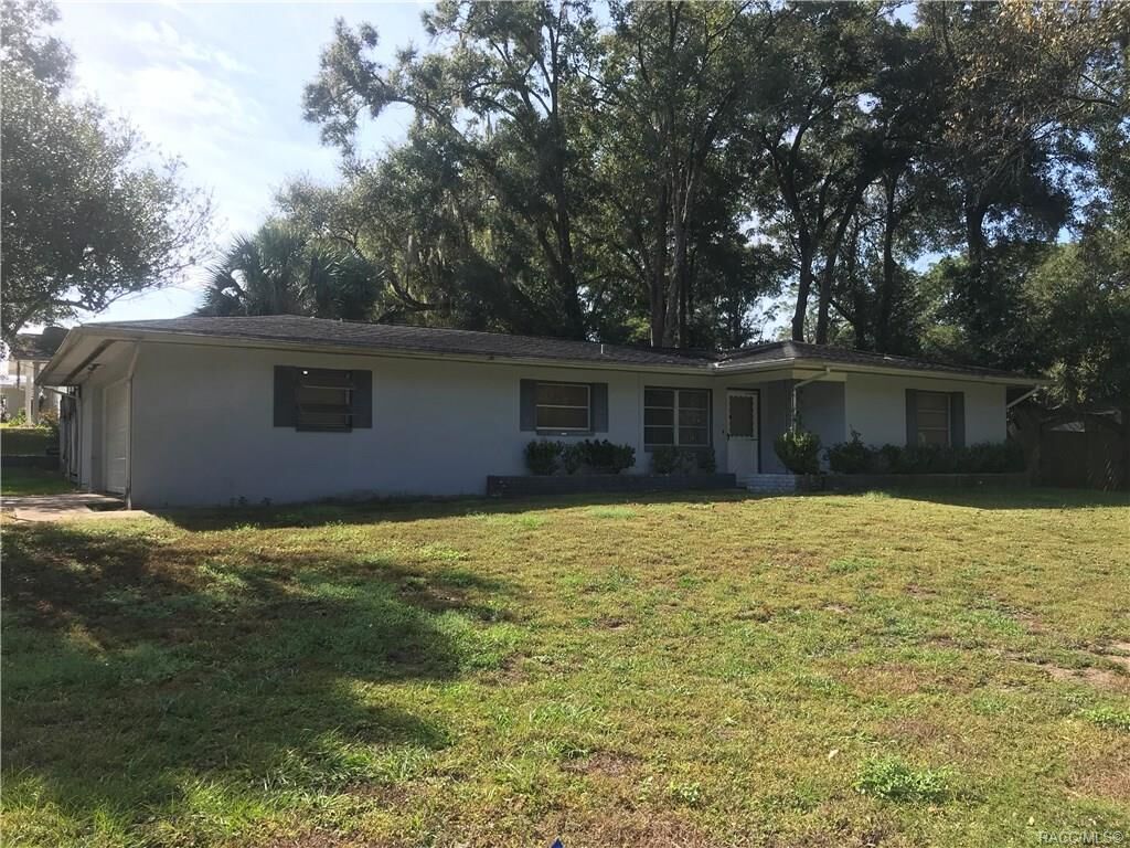 Property Photo: 1023 Blue Bonnet Terrace FL 34452