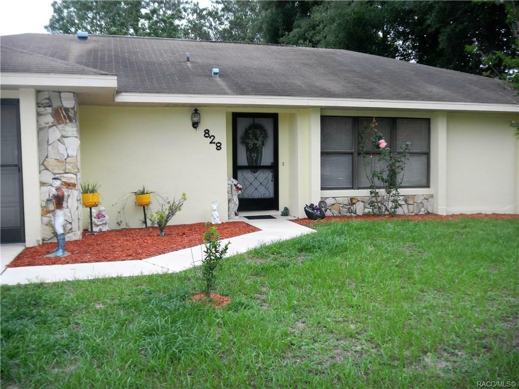 Property Photo:  828 E Sweet Pine Point  FL 34452 