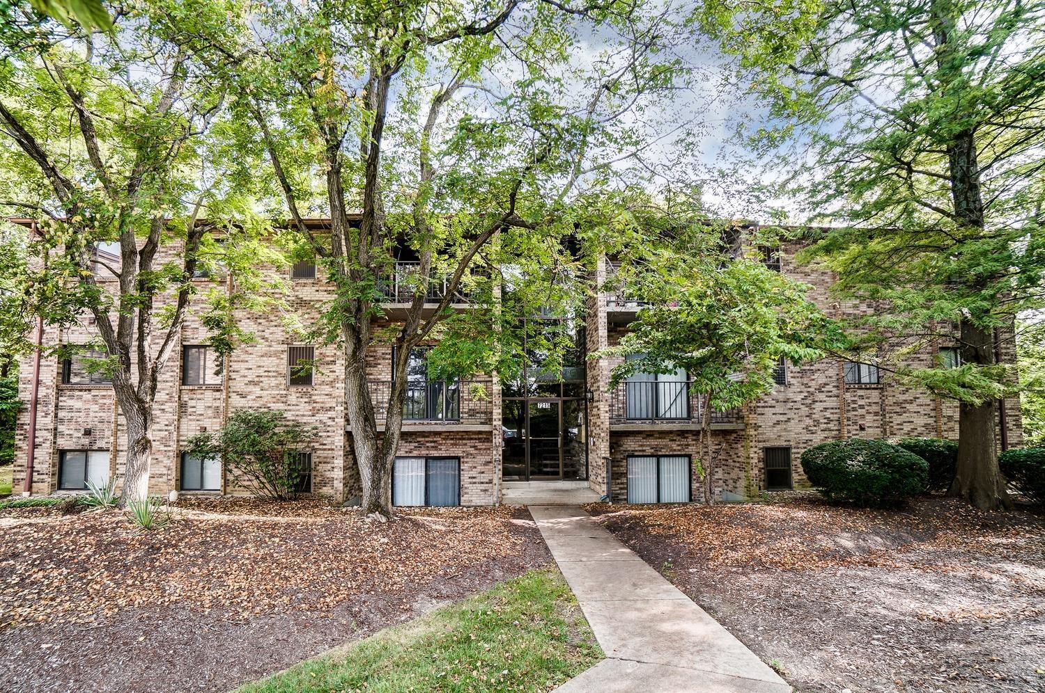 Property Photo:  7215 Creekview Dr 5  OH 45247 