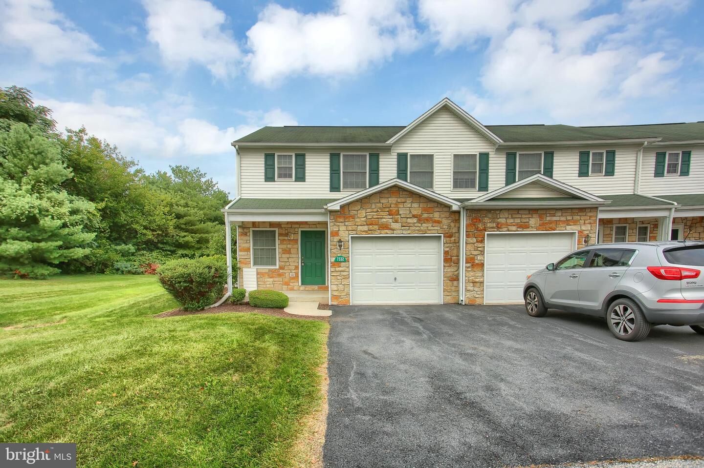 Property Photo: 7532 Clover Lee Boulevard PA 17112