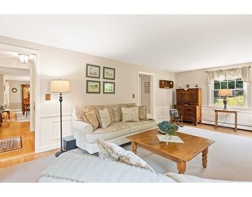 Property Photo:  10 Algonquin Road  MA 01720 