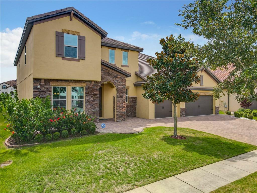 Property Photo:  8434 Chilton Drive  FL 32836 