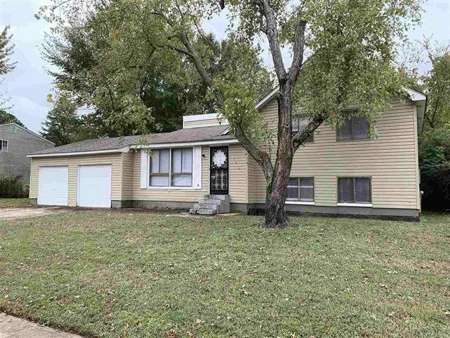 Property Photo: 7433 Doncaster Ln TN 38125