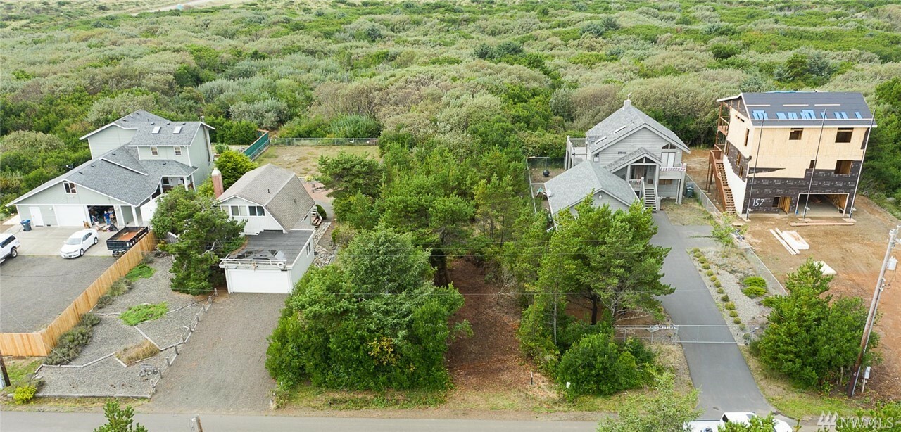 Property Photo:  143 Sand Dune Ave NW  WA 98569 