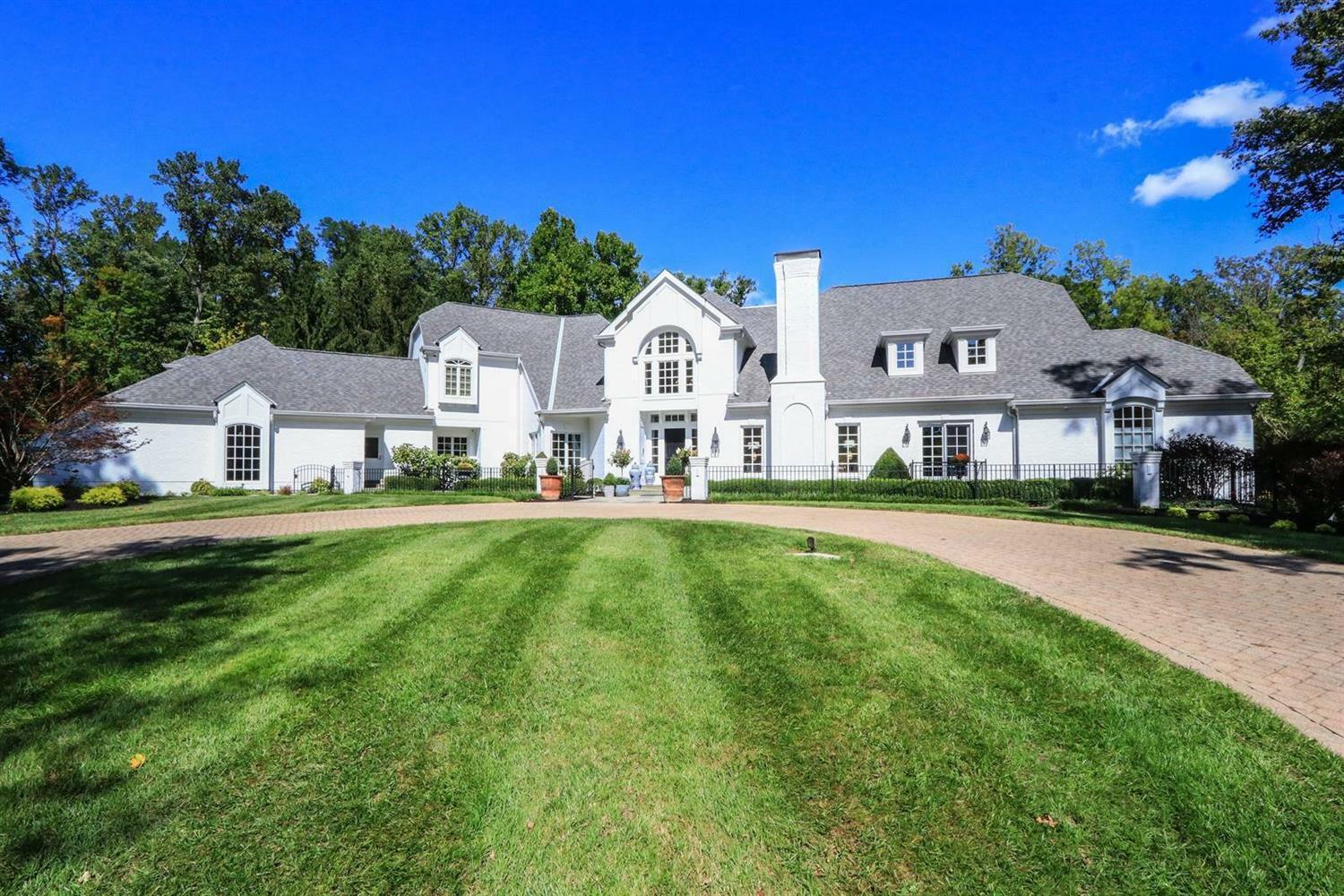 Property Photo: 580 Chaswil Dr OH 45255