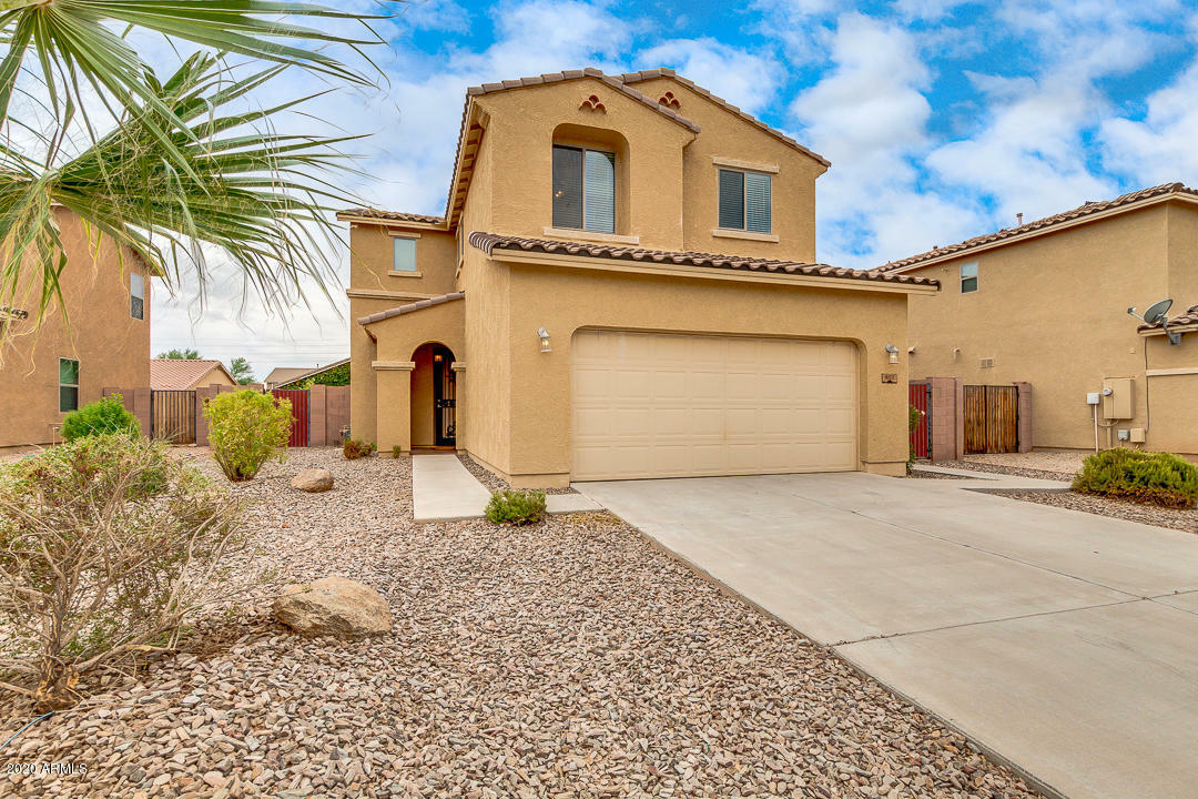 Property Photo:  853 W Dana Drive  AZ 85143 