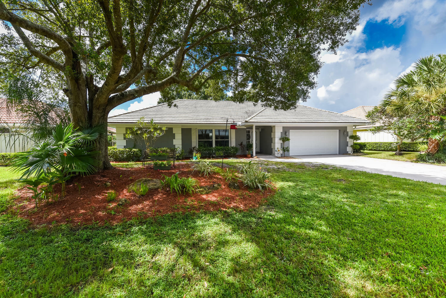 Property Photo:  12 Saint Giles Road  FL 33418 