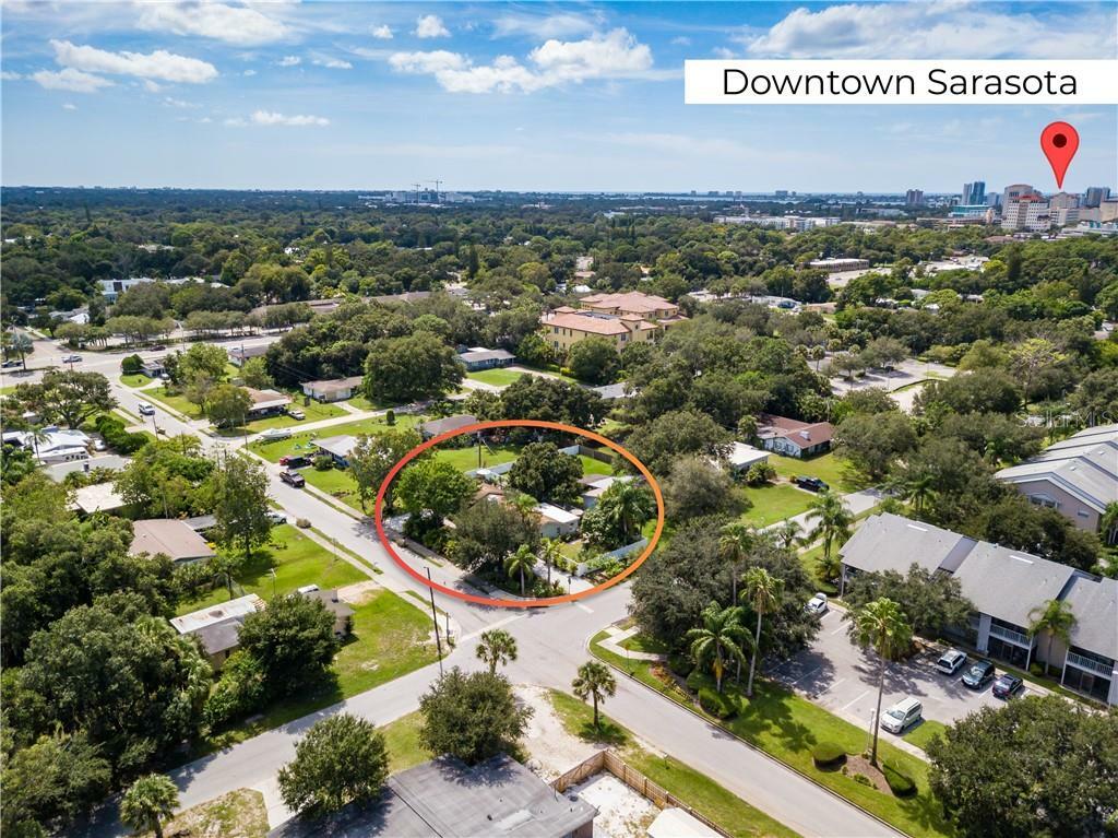 Property Photo:  327 N Briggs Avenue  FL 34237 