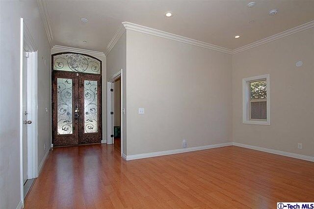 Property Photo:  3836 Oak Hill Avenue  CA 90032 