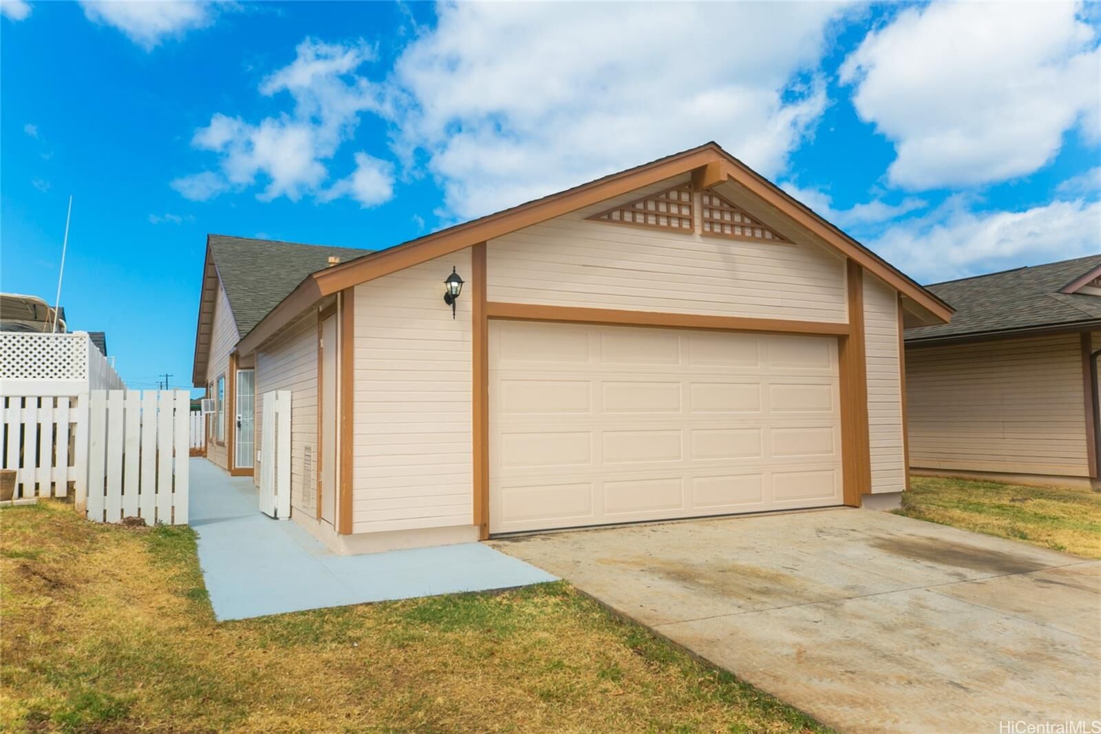 Property Photo: 87-117 Kulahelela Place HI 96792