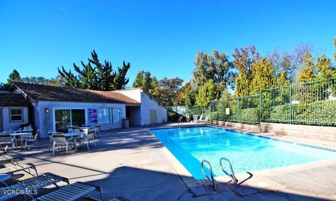 Property Photo:  498 Serento Circle  CA 91360 