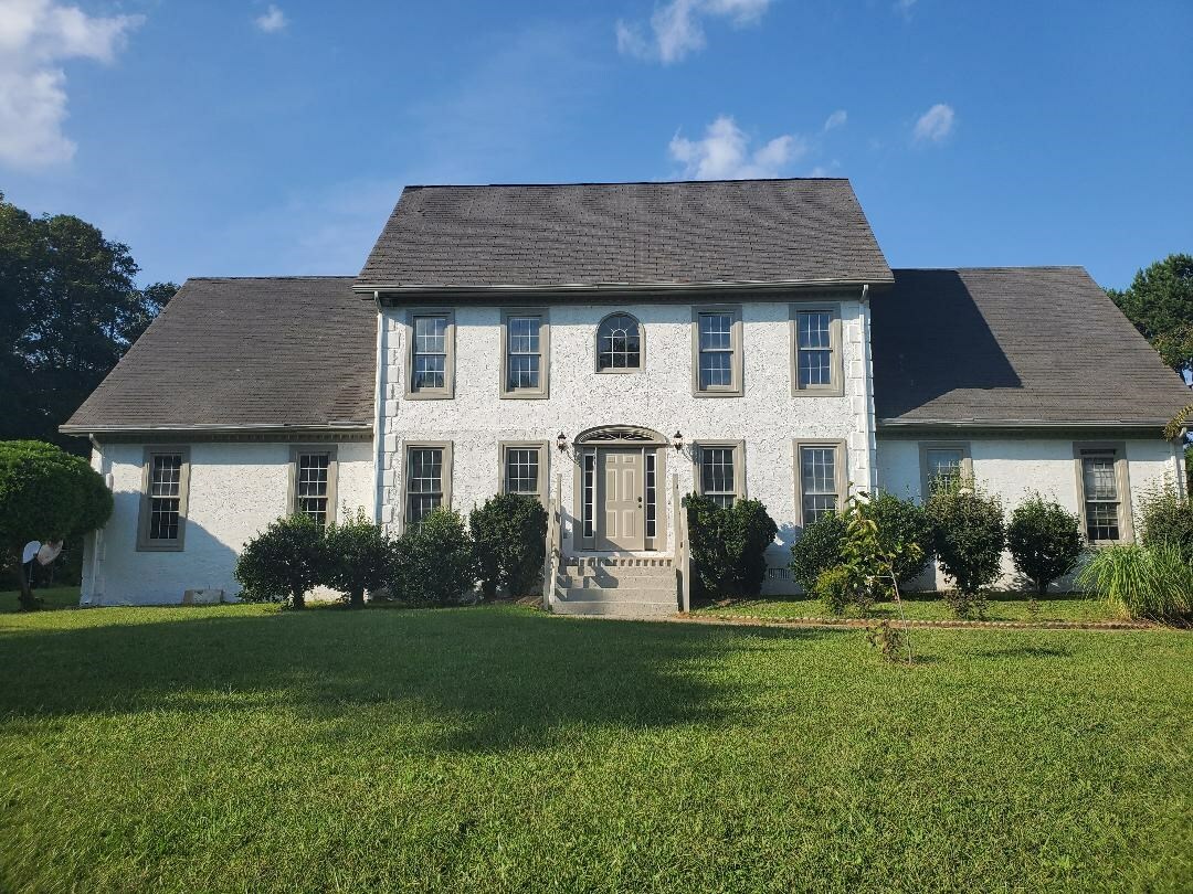 Property Photo: 1211 Sandy Creek Rd GA 30214
