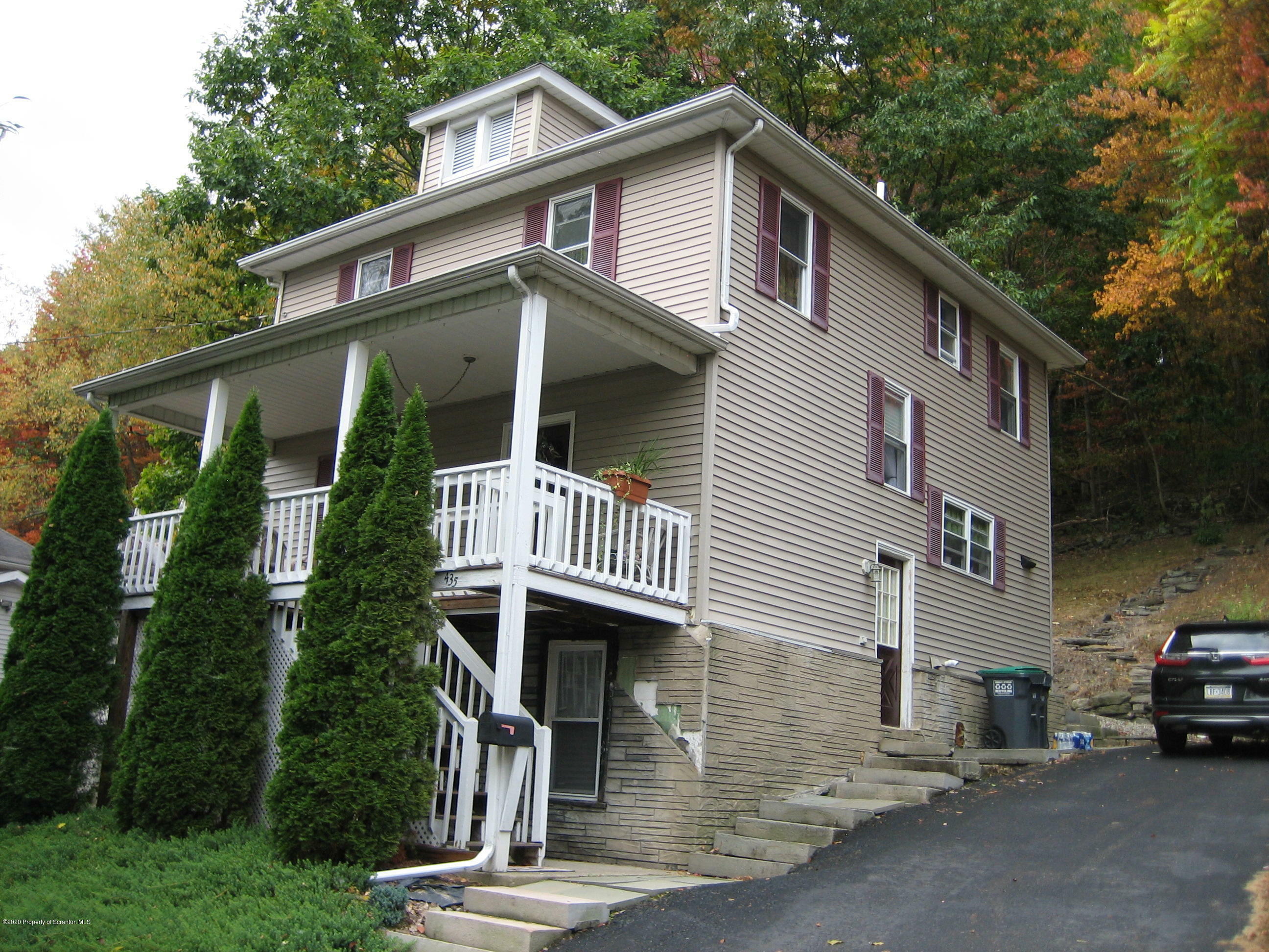 Property Photo:  435 Whitmore Street  PA 18433 