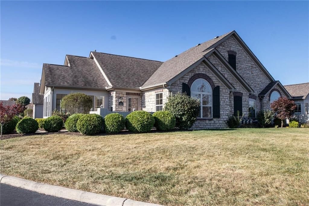 Property Photo: 7025 Creekside Circle OH 45324