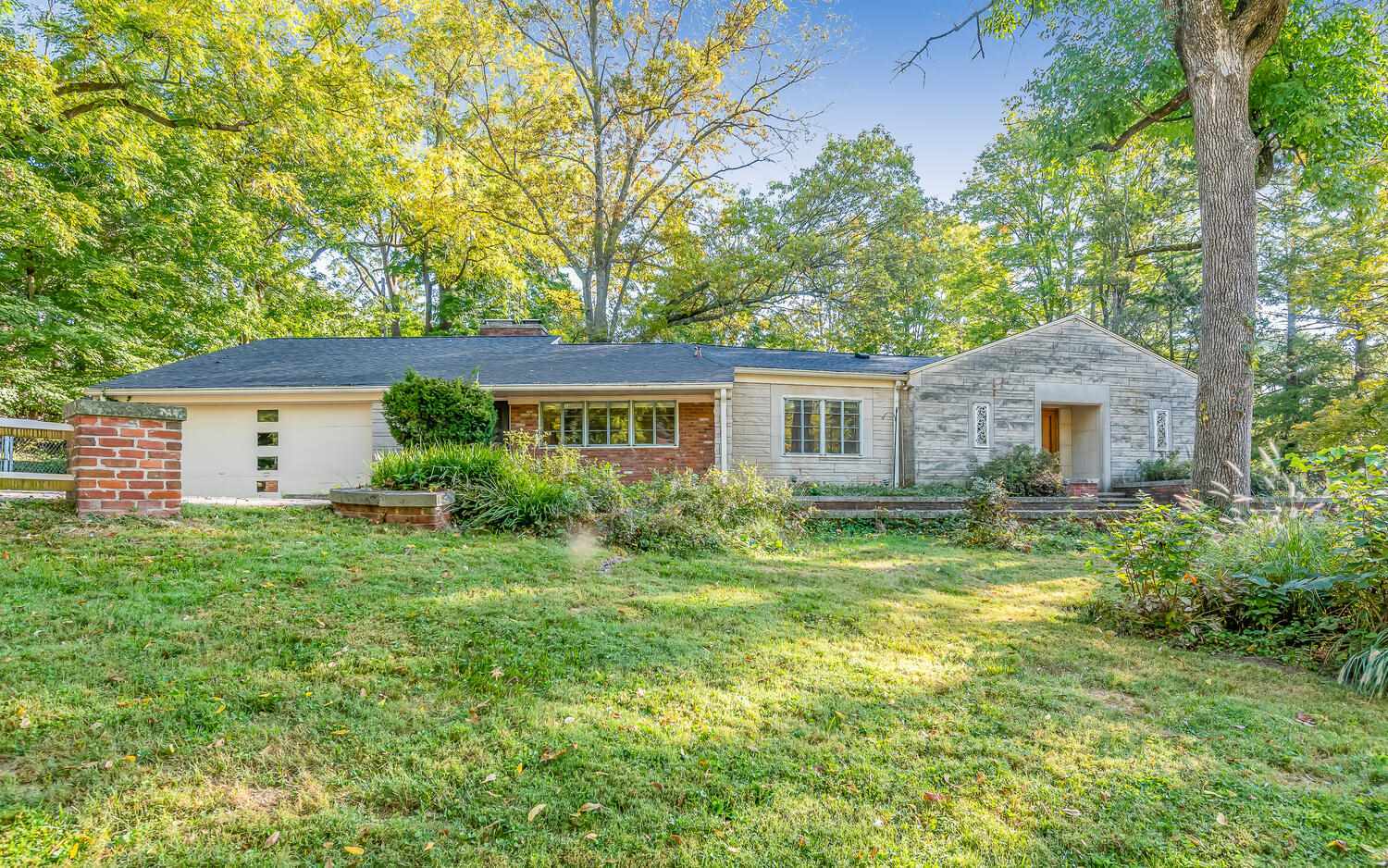 929 S Jordan Avenue  Bloomington IN 47401 photo