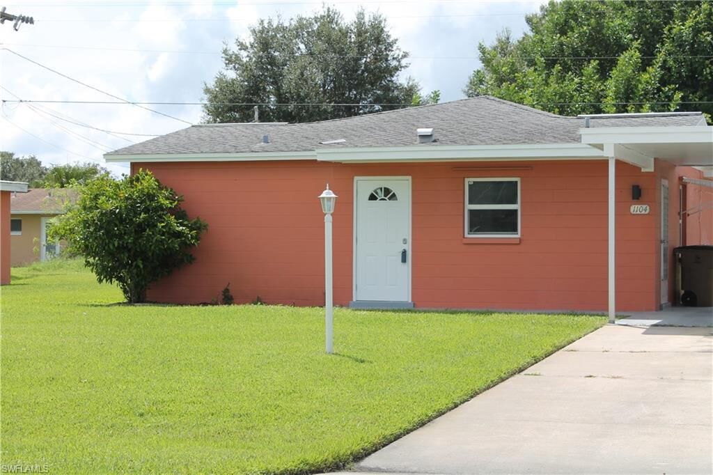 Property Photo: 1104 Broad Street N FL 33936
