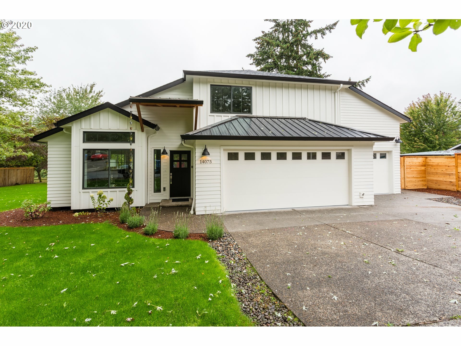 Property Photo:  14075 SE Brent Ave  OR 97089 