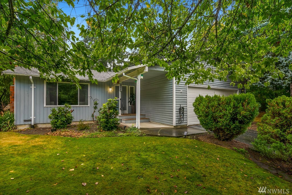 Property Photo:  23422 27th Place W  WA 98036 