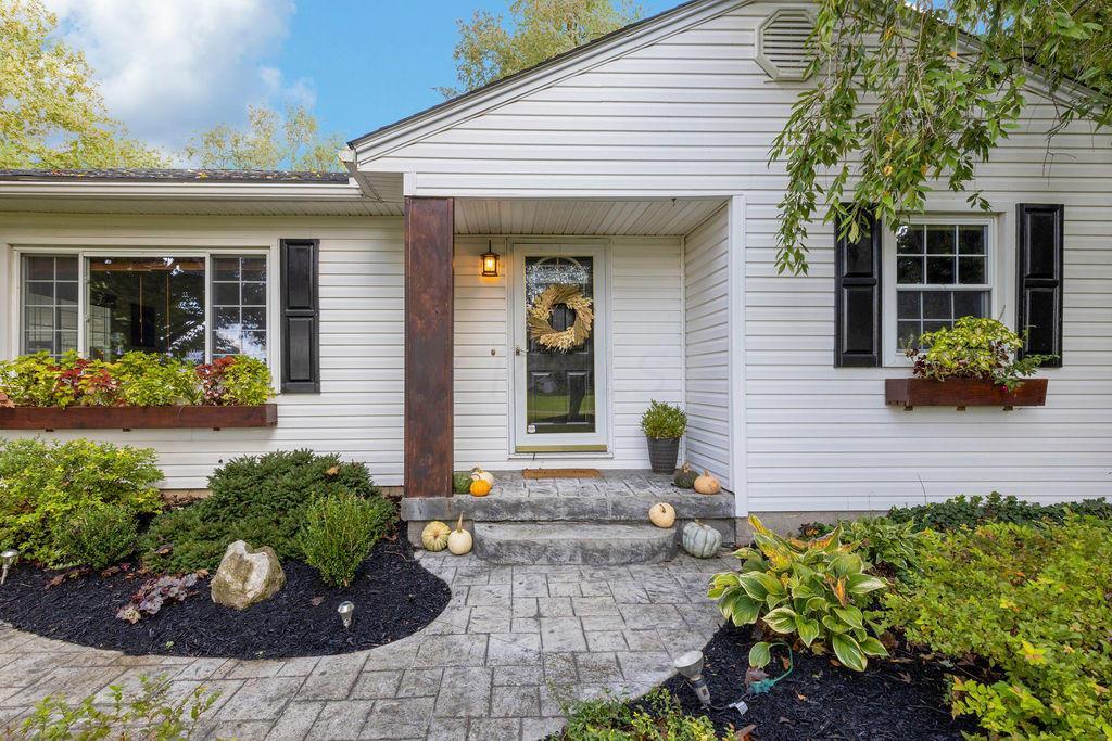 Property Photo: 302 Myrtle Avenue OH 43055