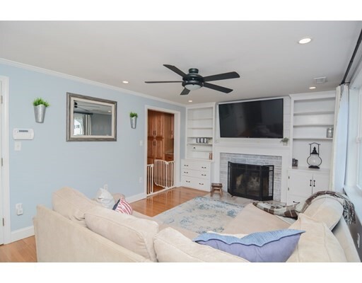 Property Photo: 285 Maple St MA 01876
